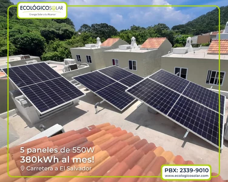 Aplicación Residencial - 5 Paneles Solares de 550W